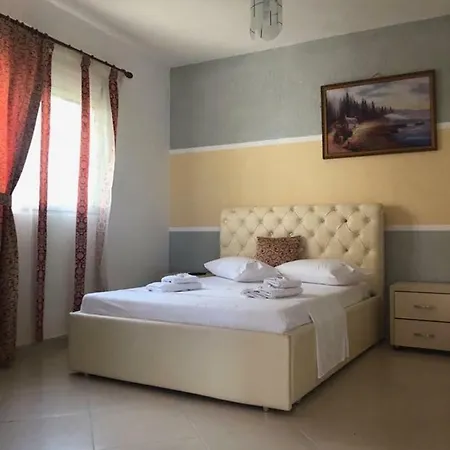 Napolon Qeparo
